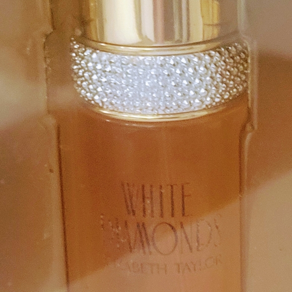 ELIZABETH TAYLOR WHITE DIAMONDS 4 PIECE GIFT SET - Picture 6 of 7